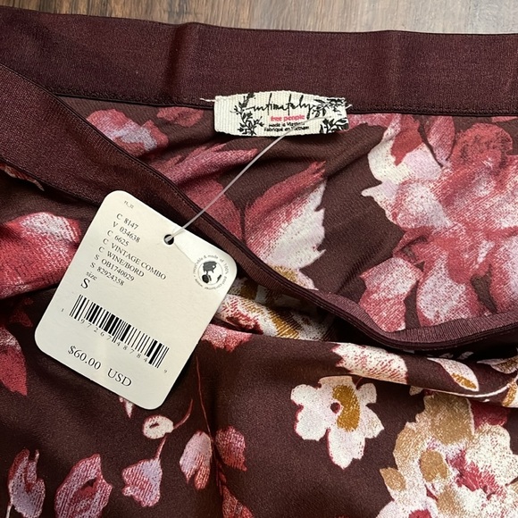 NWT Free People Sweet Talker Printed Slip skirt in Vintage Combo x Intimately S - Picture 8 of 12